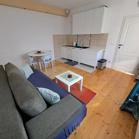 Dona 2 Apartment *